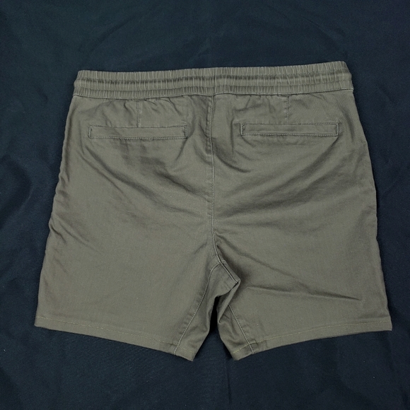 Army Green Drawstring Jogger Shorts Stretch Fabric 6 Inch Inseam Slim Fit - Picture 2 of 4